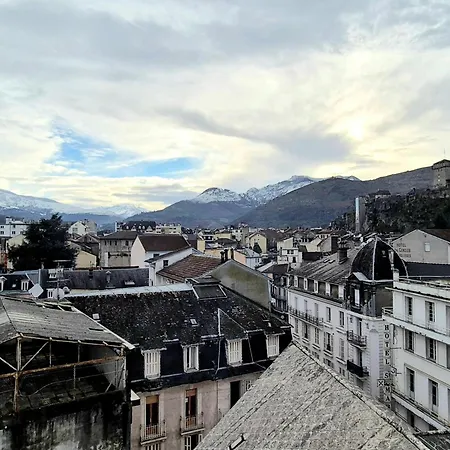 Apartment L'escapade-centre Ville-wifi-parking Lourdes